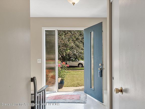 4th image of 2174 Heritage Ave