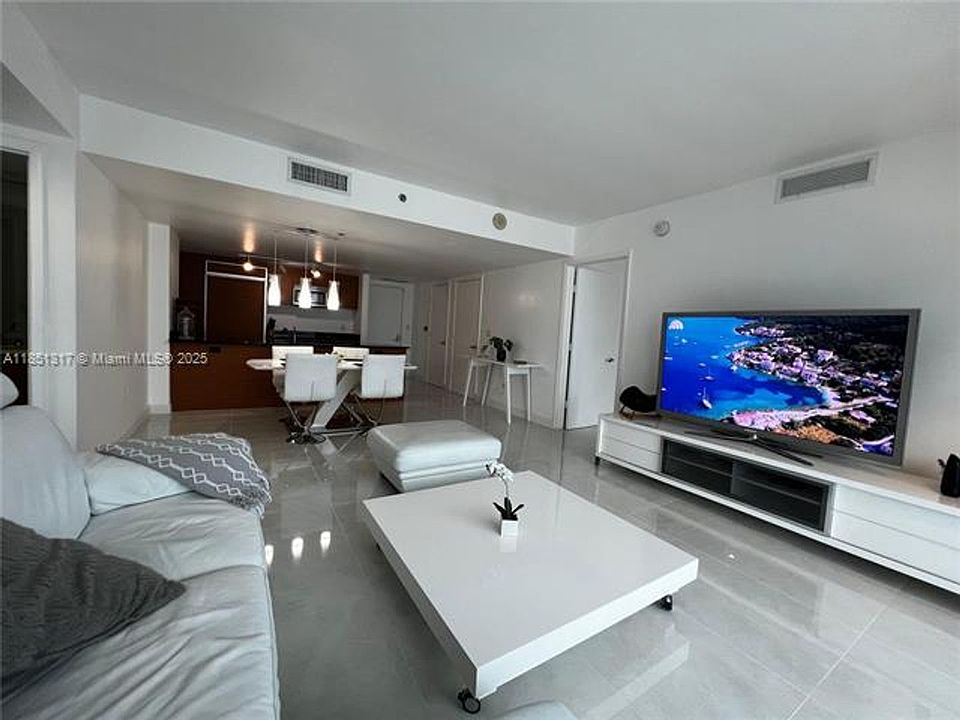 1st image of 50 Biscayne Blvd APT 2601