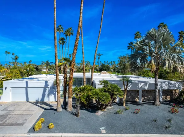 2262 S Yosemite Dr, Palm Springs, CA 92264
