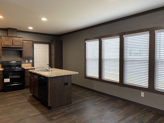 3rd image of 920 Century Plaza Dr #570