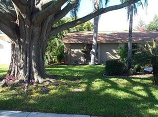 6921 Williams Dr, Tampa, FL 33634