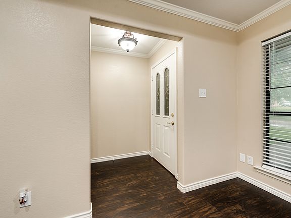 4th image of 1404 Casa Linda St