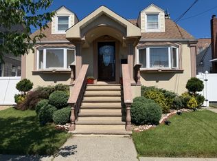 15 Chestnut St #2, North Arlington, NJ 07031