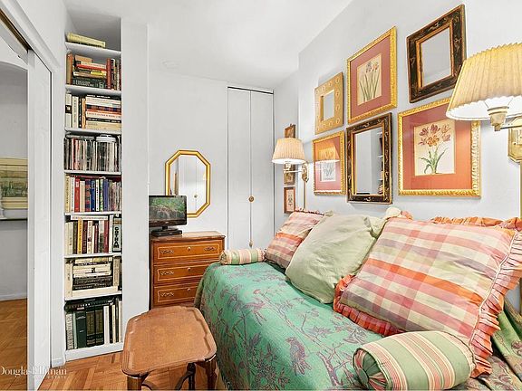 3rd image of 400 E 56th St APT 39K