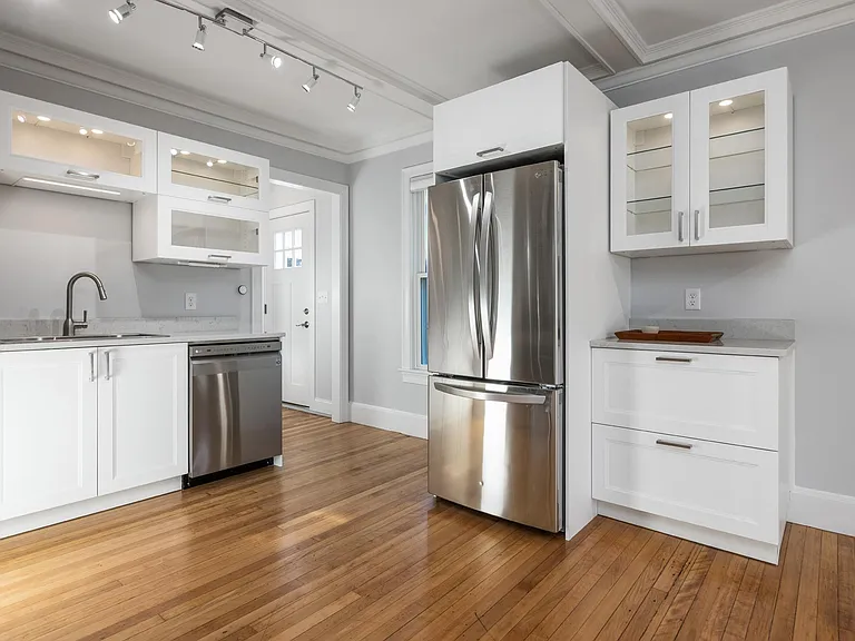 23 Nevens St #2 — Photo 10