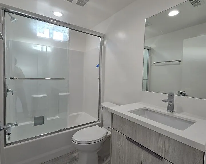 10827 1/2 Peach Grove St #1/2 — Photo 11