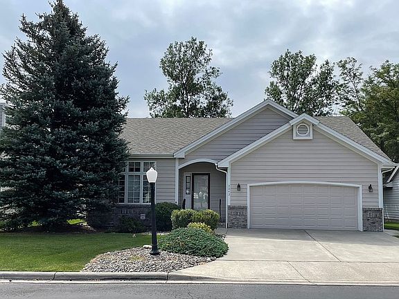 2nd image of 3042 Jonathon Ct