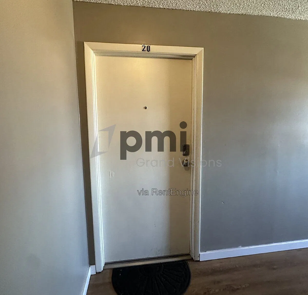 1 bed, 1.0 bath, 508 sqft, $801 — Photo 2