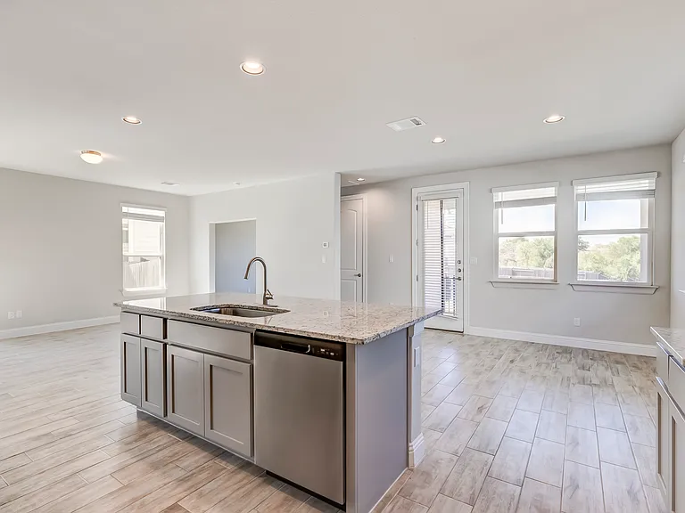 113 Riverhill Dr — Photo 14