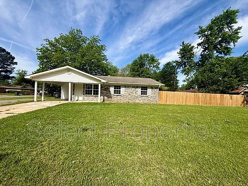 2017 Fairfield Dr Photo 1