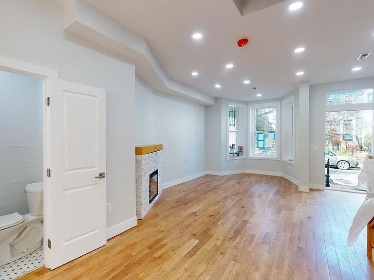 3036 Cambridge Pl NW — Photo 29