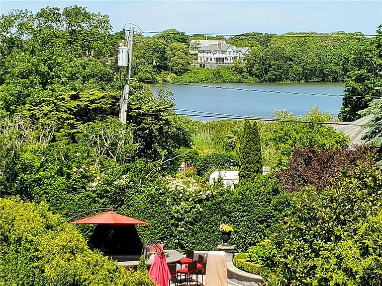 3 Ledge Rd — Photo 3