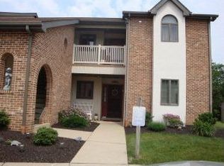 215 Black Oak Dr, Lancaster, PA 17602