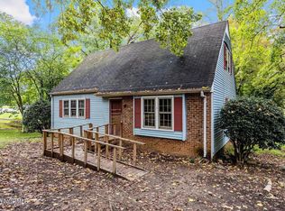 520 Fenwick Dr, Raleigh, NC 27603