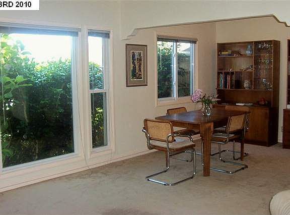 3rd image of 2810 Maricopa Ave