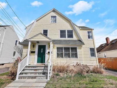 584 Courtland Avenue, Bridgeport, CT, 06605