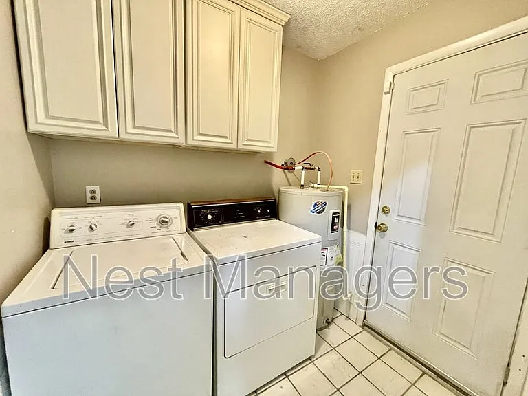 5651 Dodge Dr — Photo 17