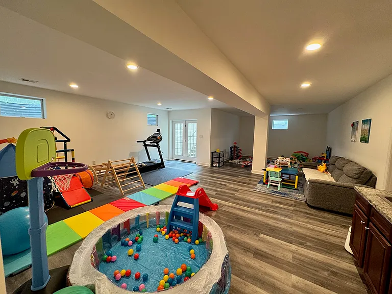 9909 Bald Cypress Dr — Photo 19