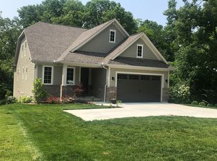 7547 Cooper Rd, Cincinnati, OH 45242