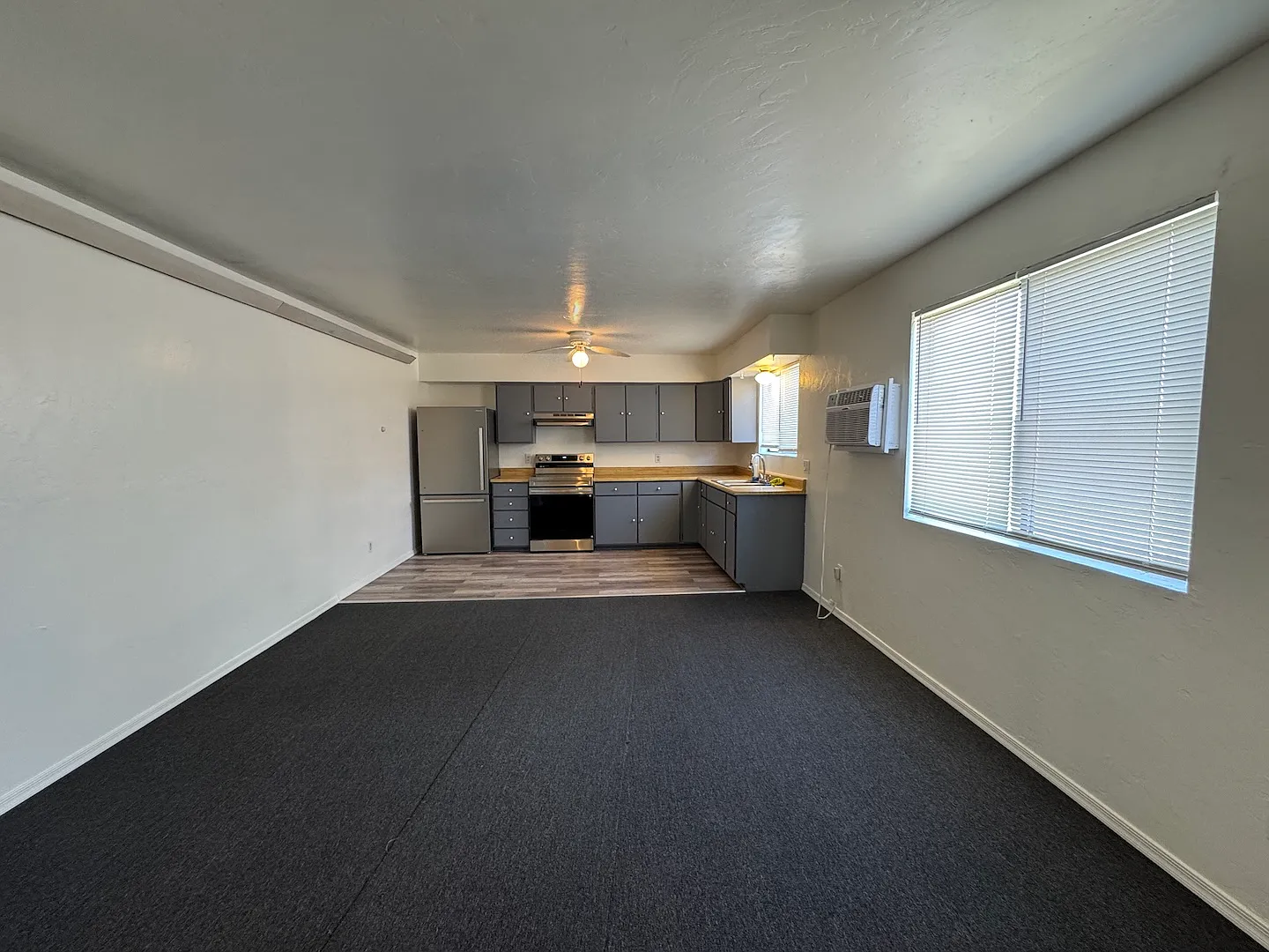 2996 North Truwood Drive - B — Photo 2