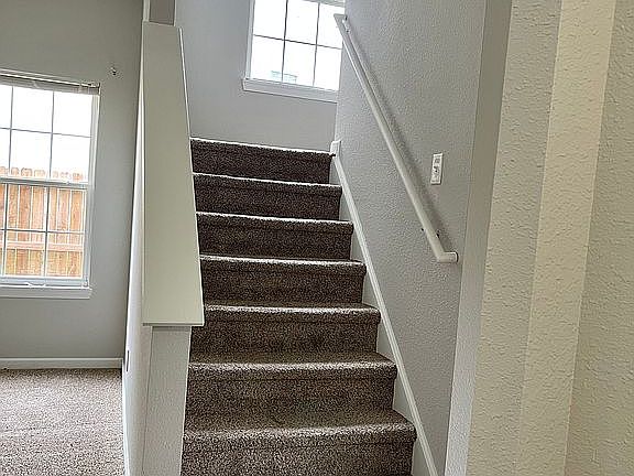 5th image of 1408 Lake Meadow Dr