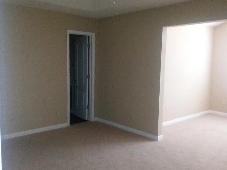 8630 Thomas Rd — Photo 18