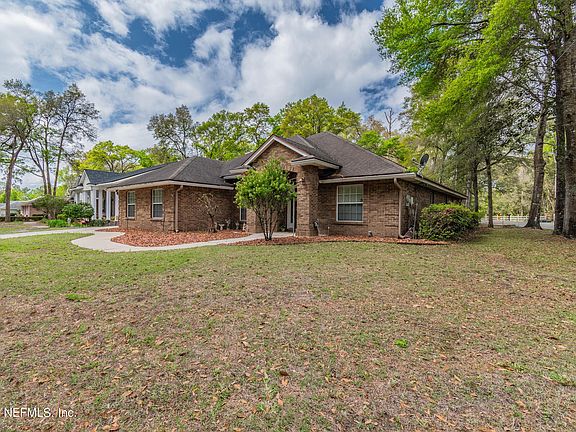 3rd image of 12744 Micanopy Ln