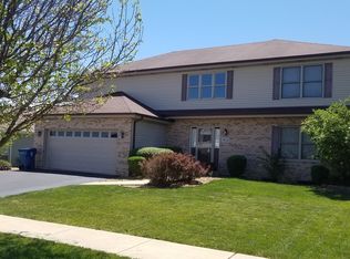 1932 Willow Brook Dr, Bourbonnais, IL 60914
