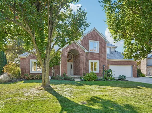 1607 Corniche Dr, Zionsville, IN 46077