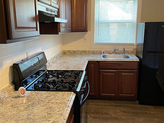4th image of 109 West Ave #109-03-2N