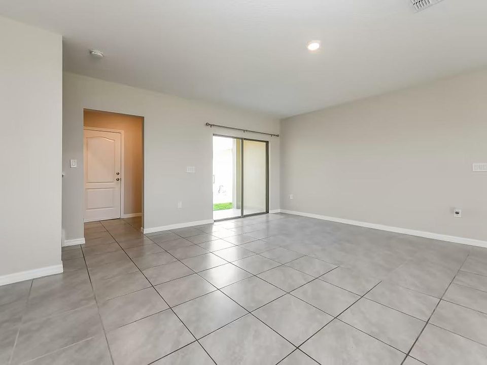 1st image of 1488 Dawnview Way #1