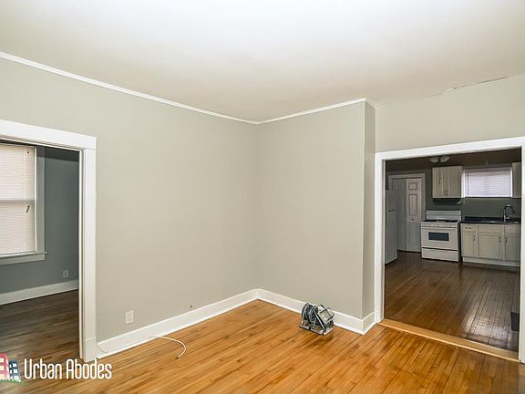 4th image of 5654 W Higgins Ave #Ch