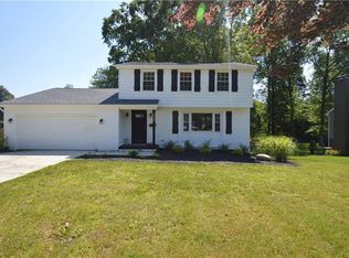 6737 Katahdin Dr, Poland, OH