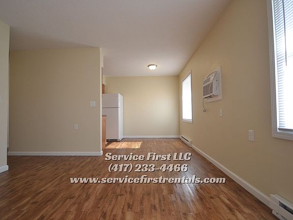 3rd image of 410 S Smith St APT 15