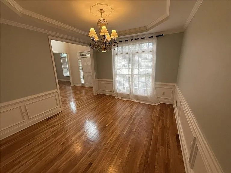 5730 Devonshire Way — Photo 8