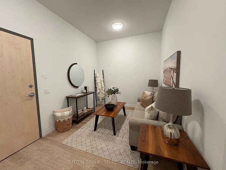 351 Hill St #102 — Photo 4