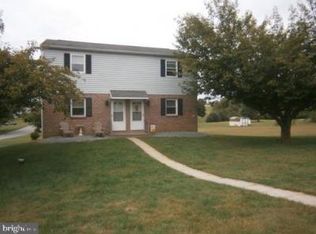 907 Sunrise Ln, Wrightsville, PA 17368