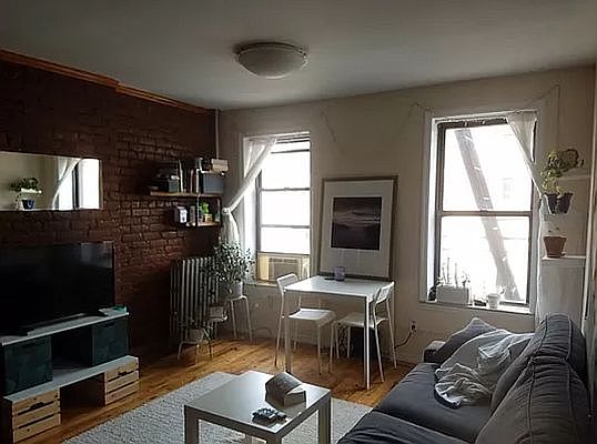 1st image of 2336 2nd Ave #2FF