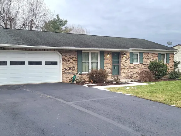 10 Songbird Ln, Milton, PA 17847