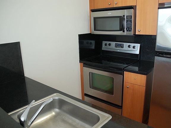 2nd image of 2200 NE 4th Ave #208