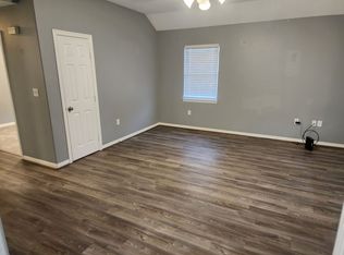 3114 Molly Dr, Huntsville, TX 77340