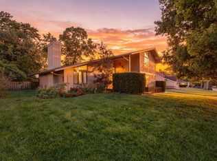 3940 43rd St, Des Moines, IA 50310