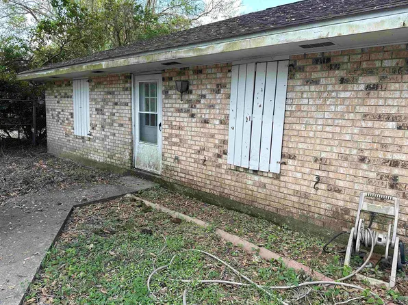 206 Albert St, Thibodaux, LA 70301