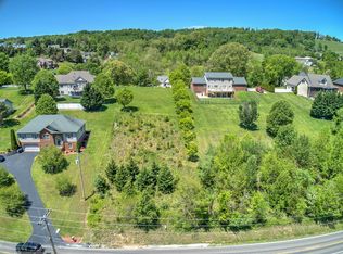 1556 Rock Springs Rd, Kingsport, TN 37664