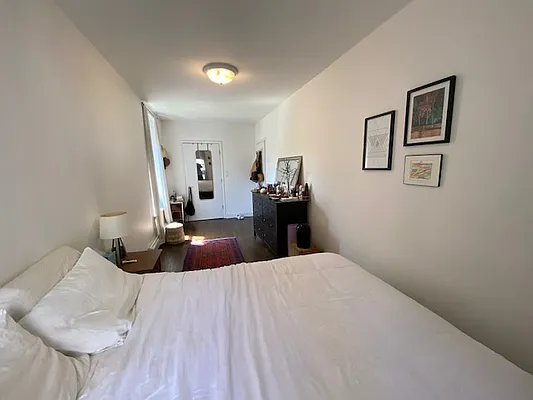 Rented by Mdays Realty | media 49