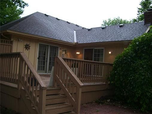 4th image of 10312 Benson St