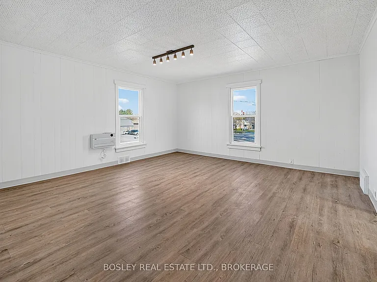 242 Mary St #10 — Photo 5