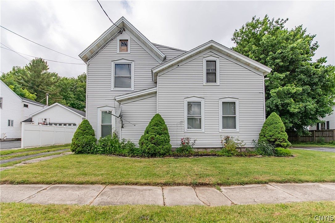 335 Brainard St, Watertown, NY 13601 MLS S1543121 Zillow