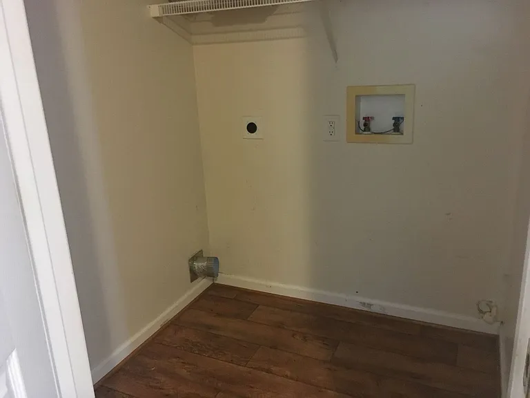 107-111 Aidens Way — Photo 6