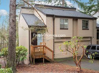 240 Cervantes, Lake Oswego, OR 97035